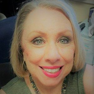 Meet your Posher, Lynn